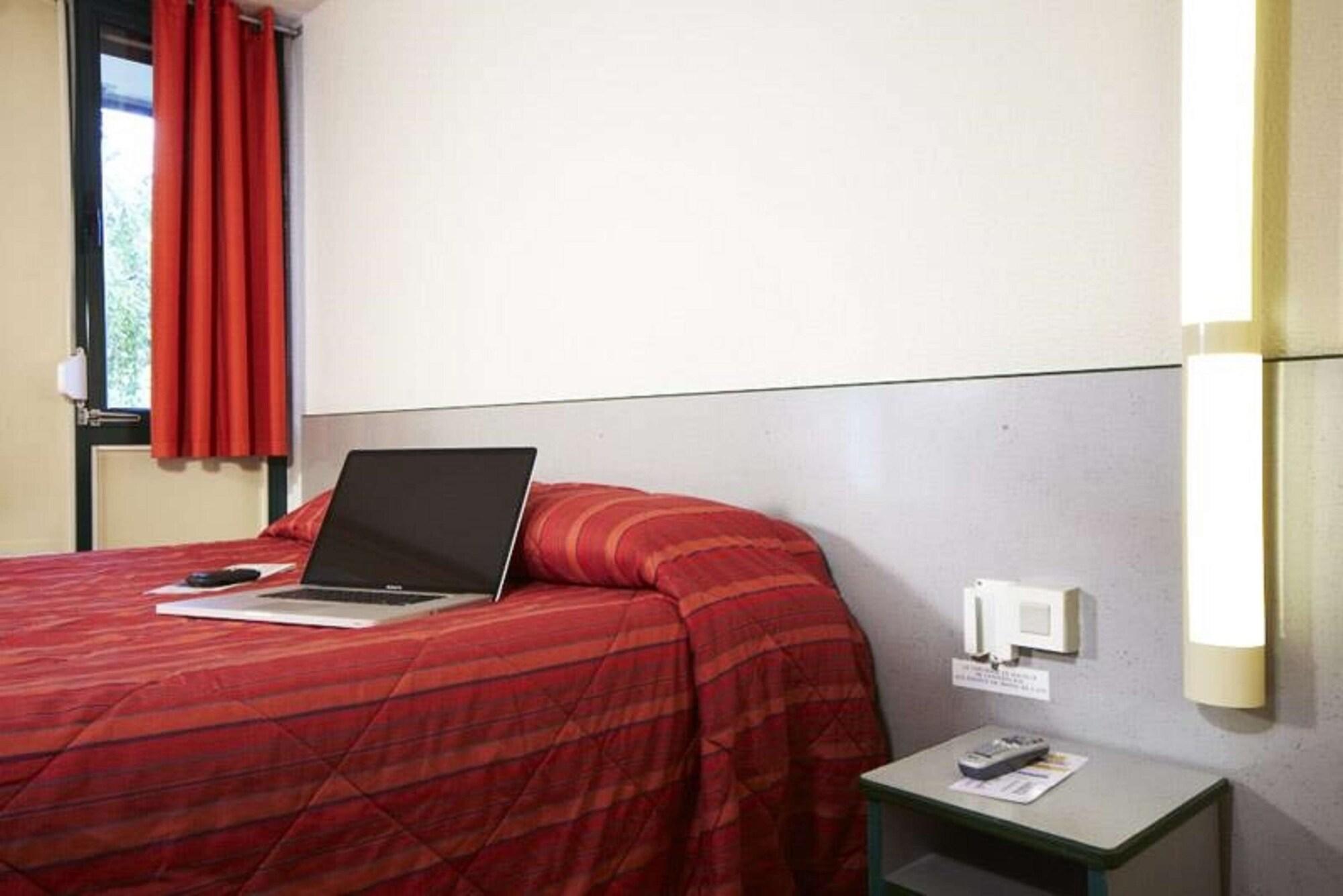 Premiere Classe St Quentin Saint-Quentin  Exteriér fotografie