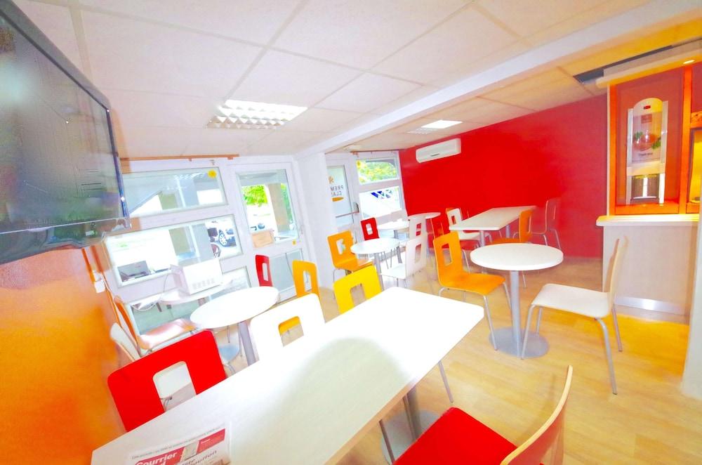 Premiere Classe St Quentin Saint-Quentin  Exteriér fotografie