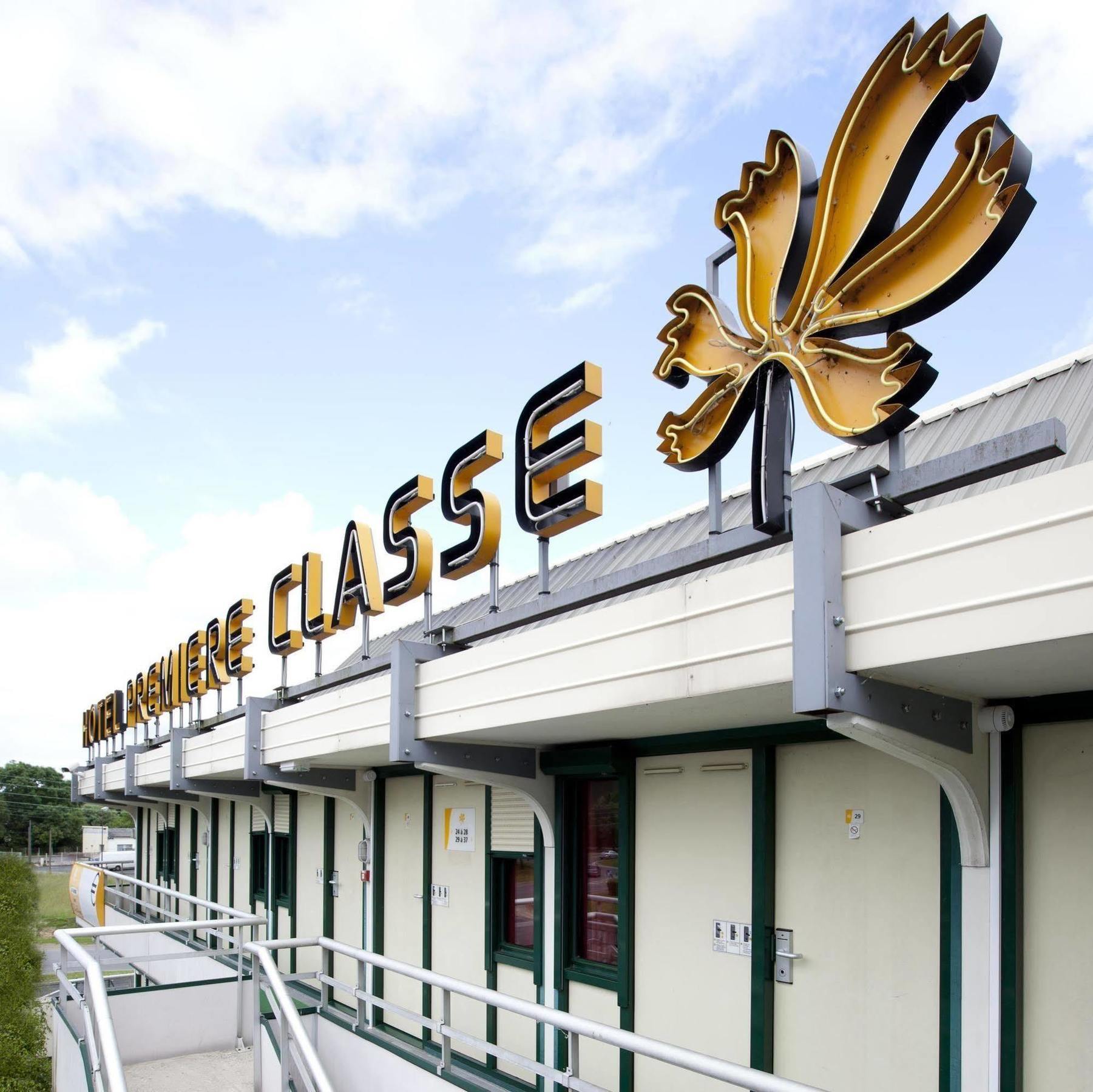 Premiere Classe St Quentin Saint-Quentin  Exteriér fotografie